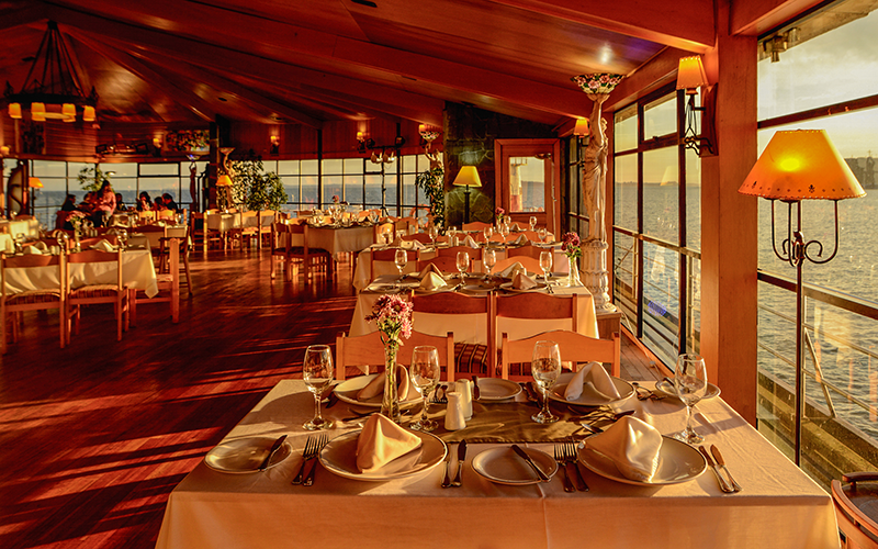 Restaurant Club de Yates